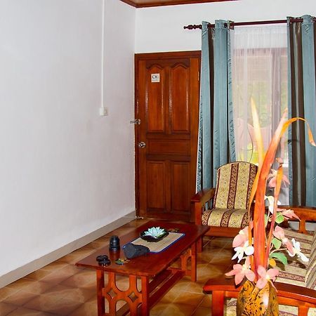 فيلا Seashell Self Catering إدارة آنس الكبرى الغرفة الصورة